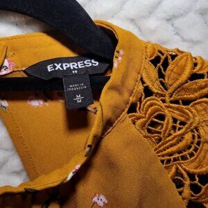 Express Floral Lace Shoulder Sleeveless Blouse sz M